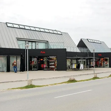 Three-Bedroom Holiday Home In Blavand * Blåvand